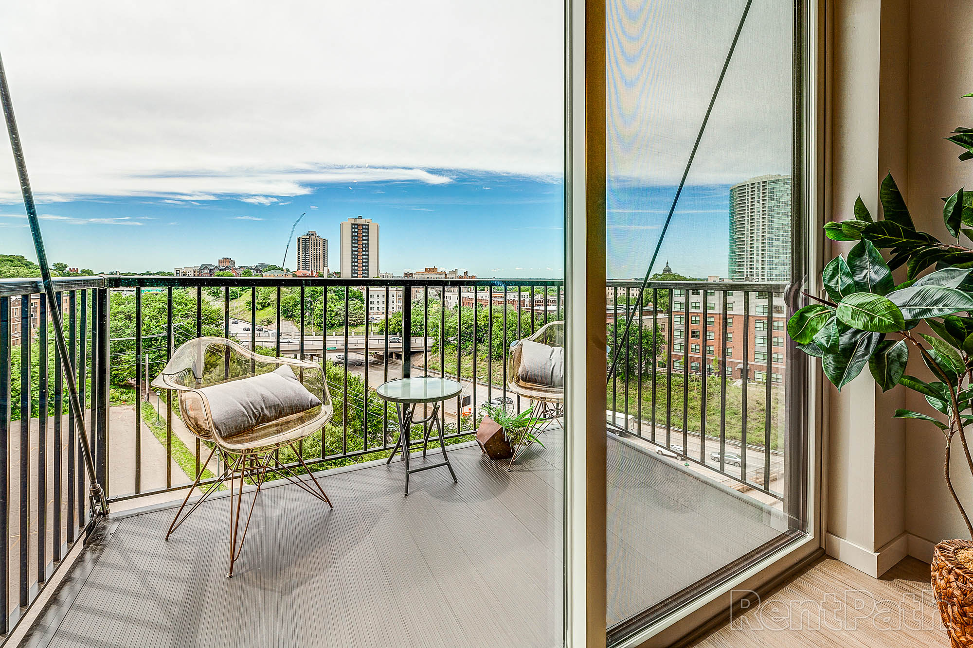 Minneapolis Apartments with balcony skyline views